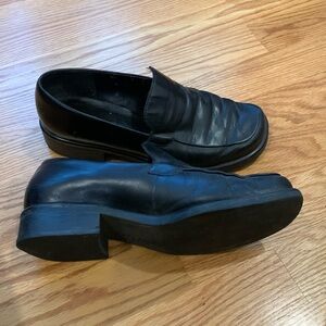 Franco Sarto black leather loafers 6M